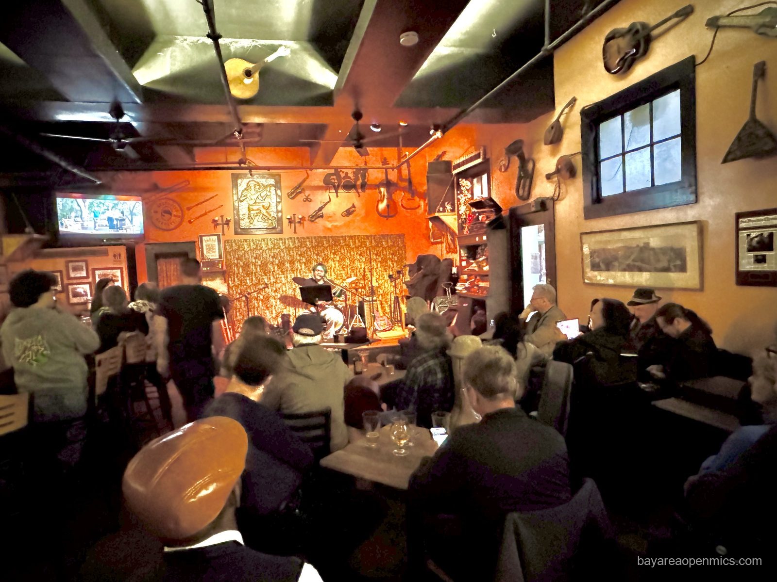 The room at the Hayward Bistro Open Mic filling up for the night
