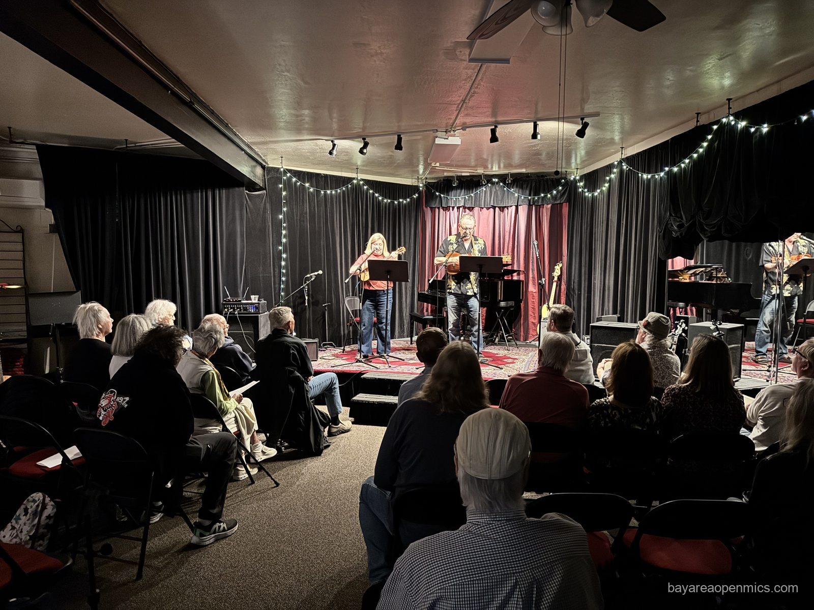The crowd at the Front Porch Music open mic at Lamorinda Music