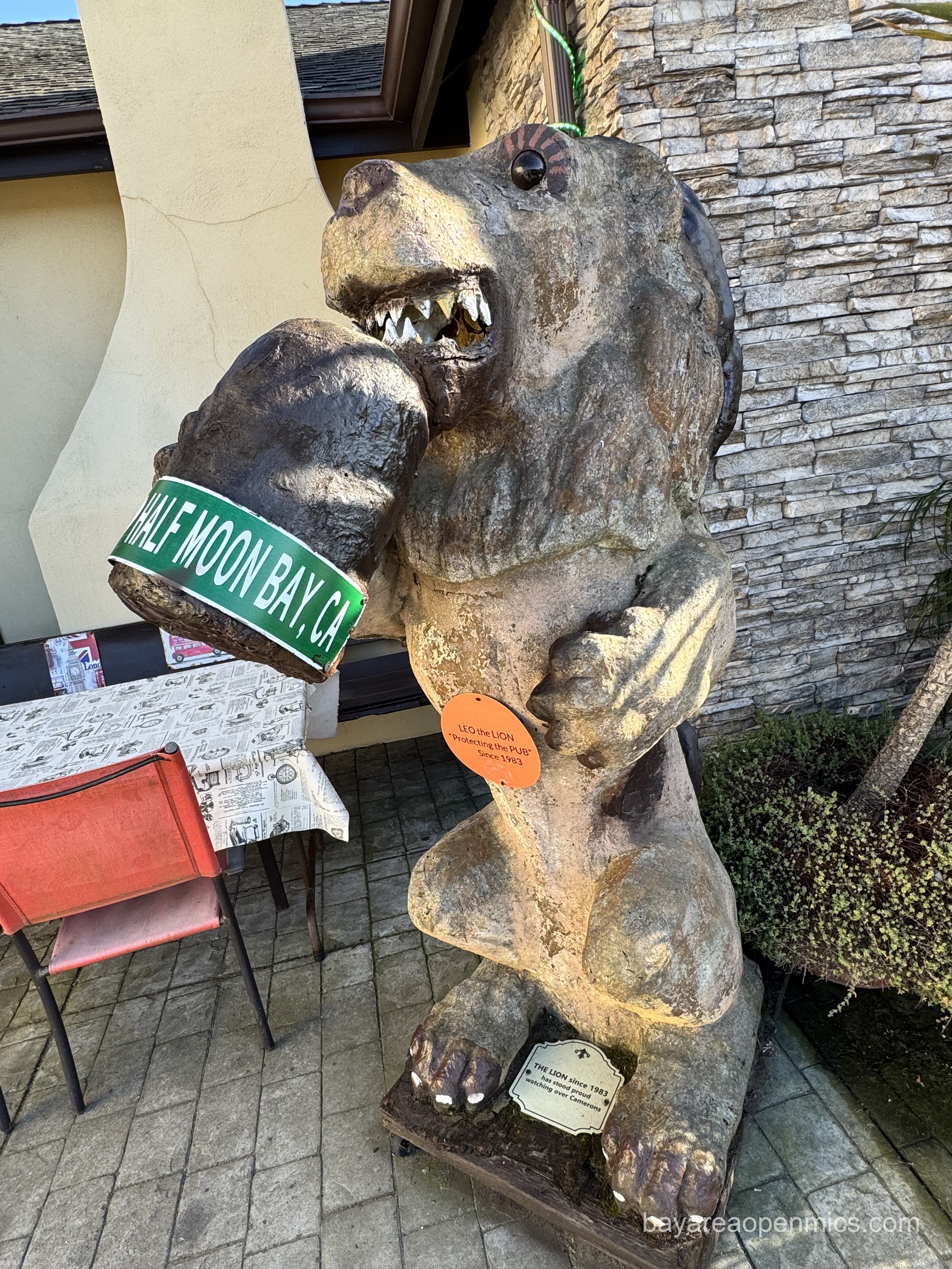 a rearing lion statue