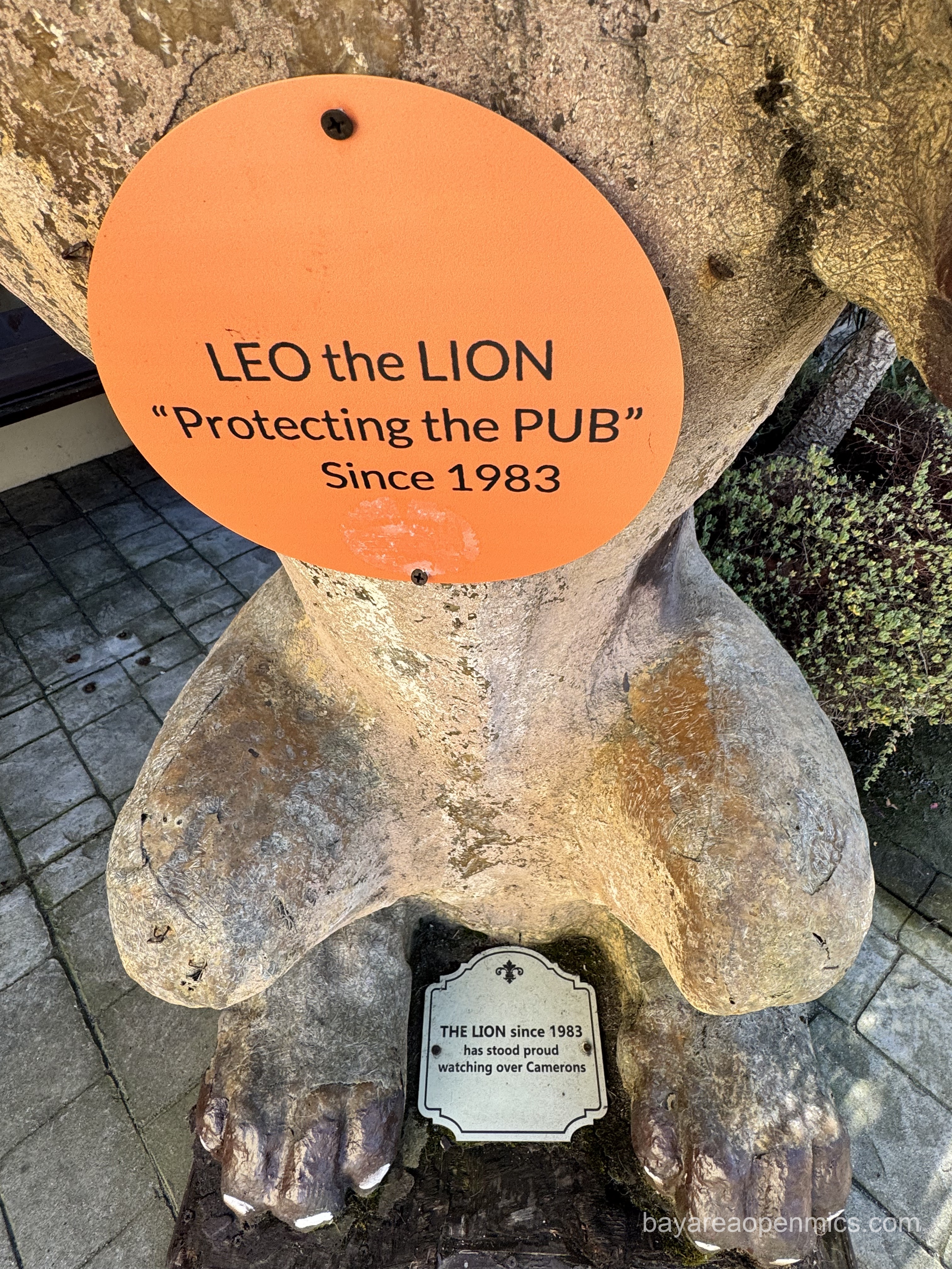 a sign declaring the statue's longevity