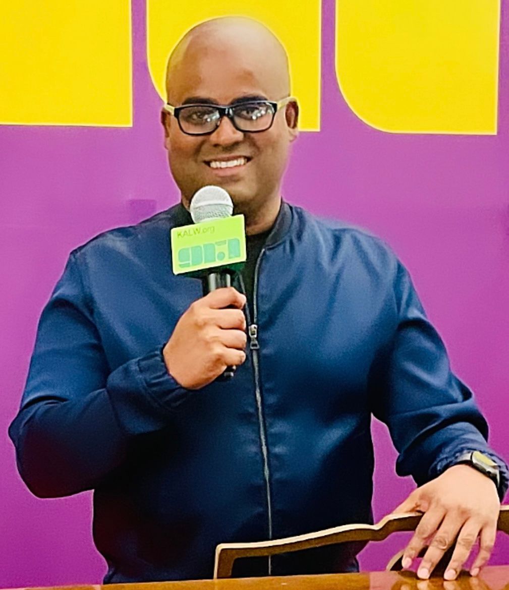 Santosh Kumar performing live, performer, featured performer at Conundrum Chronicles StorySlam